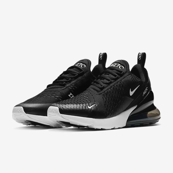 Nike Shoes - Women’s Nike Air Max 270 SZ 10